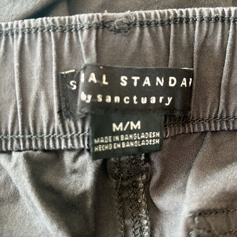 Social standard by sanctuary, Sz M, gray stretch, short, button tab cuff - Picture 7 of 12